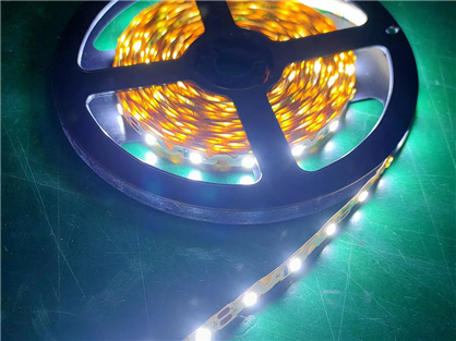 72pcs 2835 S-shaped led strip